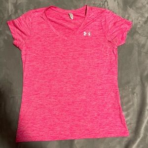 Under armor workout top size medium